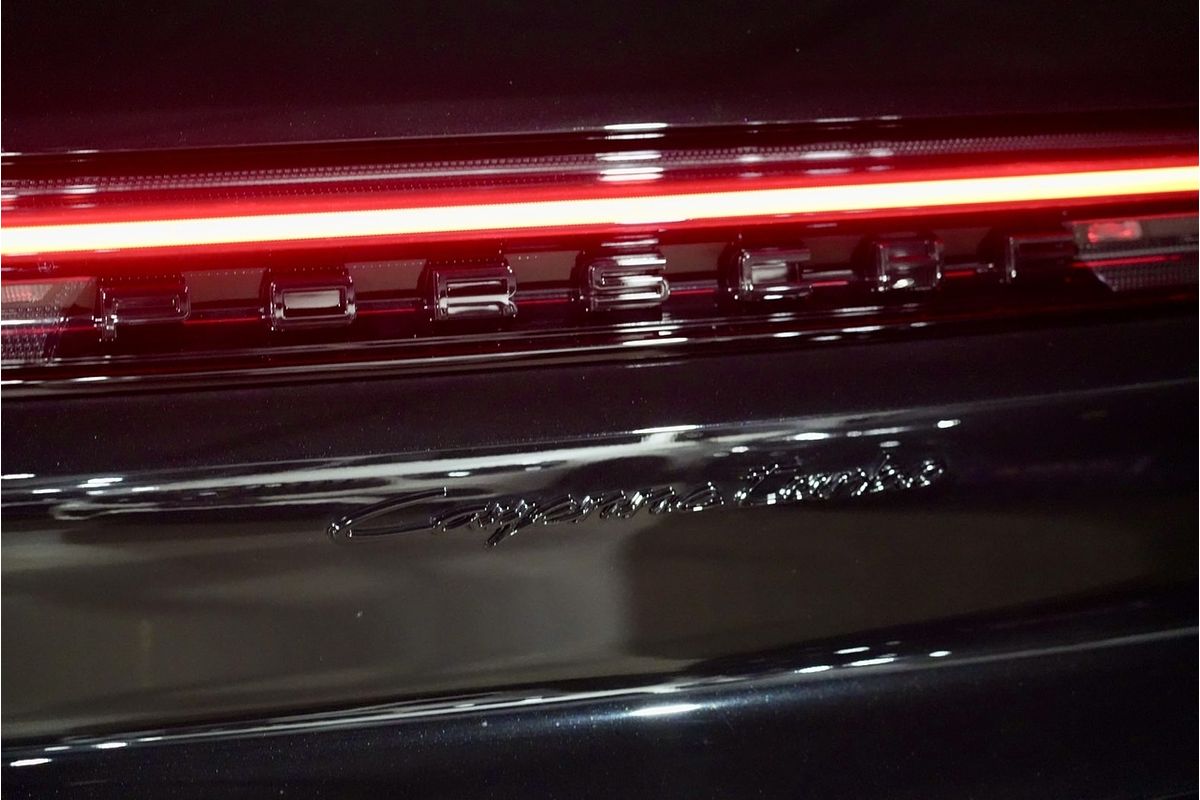 2023 Porsche Cayenne Turbo E-Hybrid 9YA II