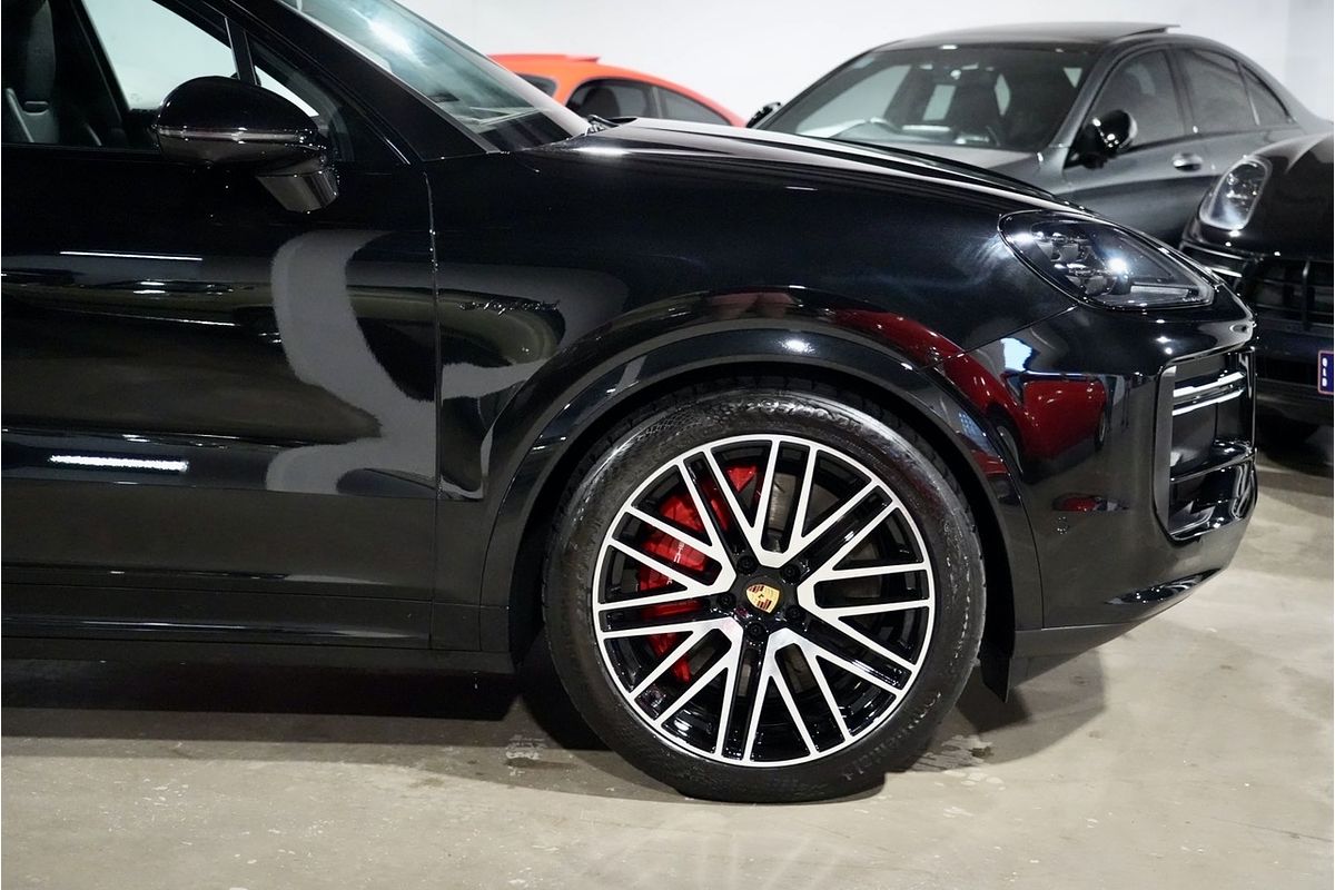 2023 Porsche Cayenne Turbo E-Hybrid 9YA II