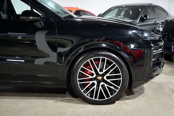 2023 Porsche Cayenne Turbo E-Hybrid 9YA II