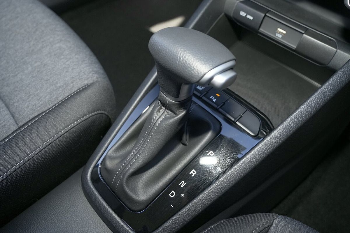 2025 Kia Stonic S YB