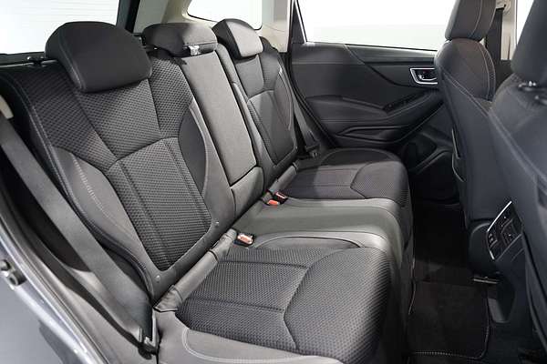 2019 Subaru Forester 2.5i Premium S5
