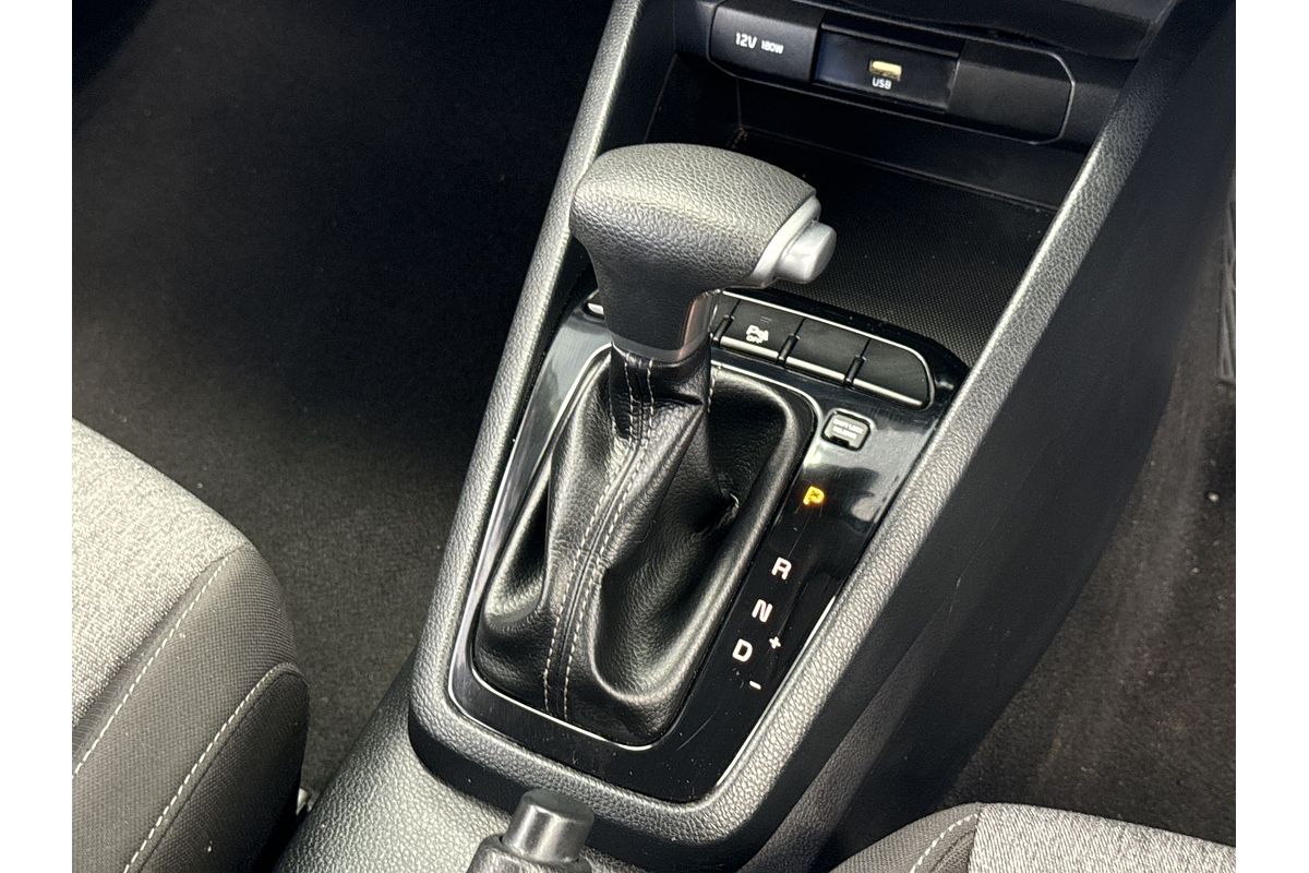 2022 Kia Stonic S YB