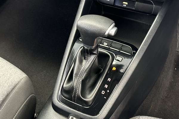 2022 Kia Stonic S YB