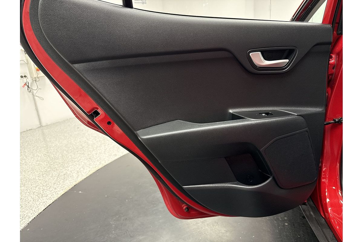 2022 Kia Stonic S YB