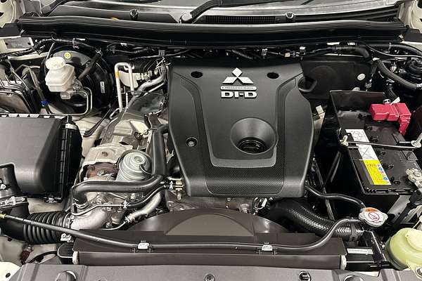 2021 Mitsubishi Pajero Sport GLS QF