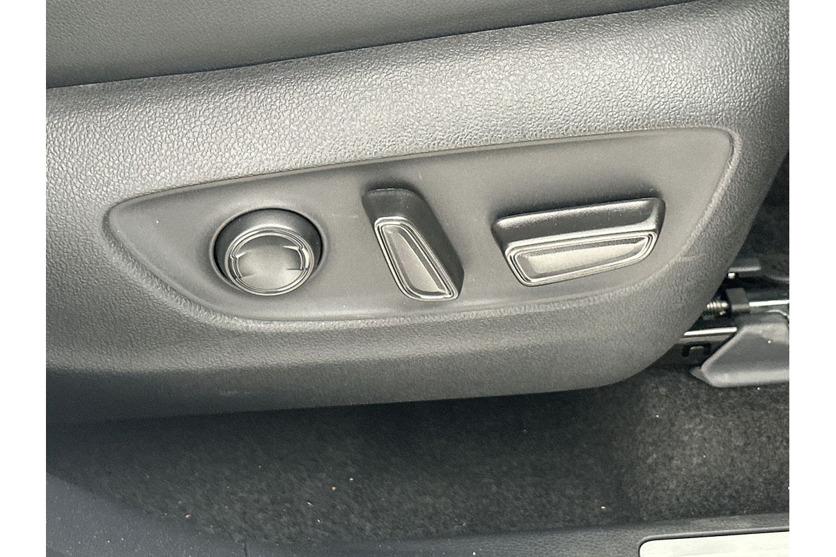 2024 Toyota Kluger Grande AXUH78R