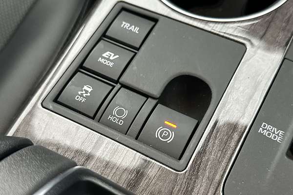2024 Toyota Kluger Grande AXUH78R