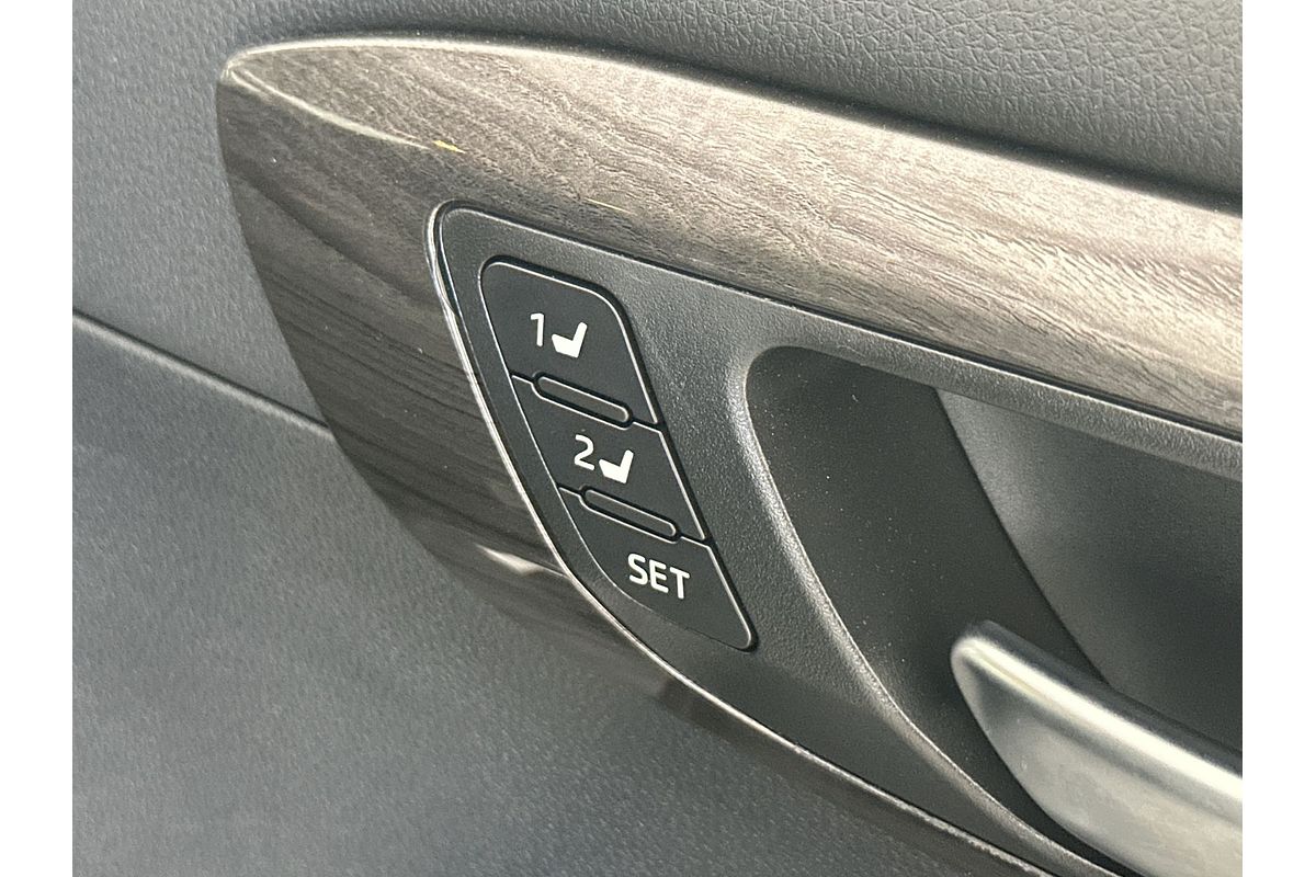 2024 Toyota Kluger Grande AXUH78R