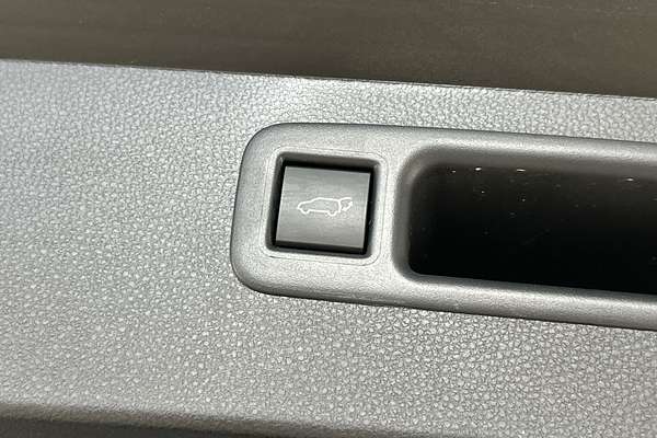 2024 Toyota Kluger Grande AXUH78R