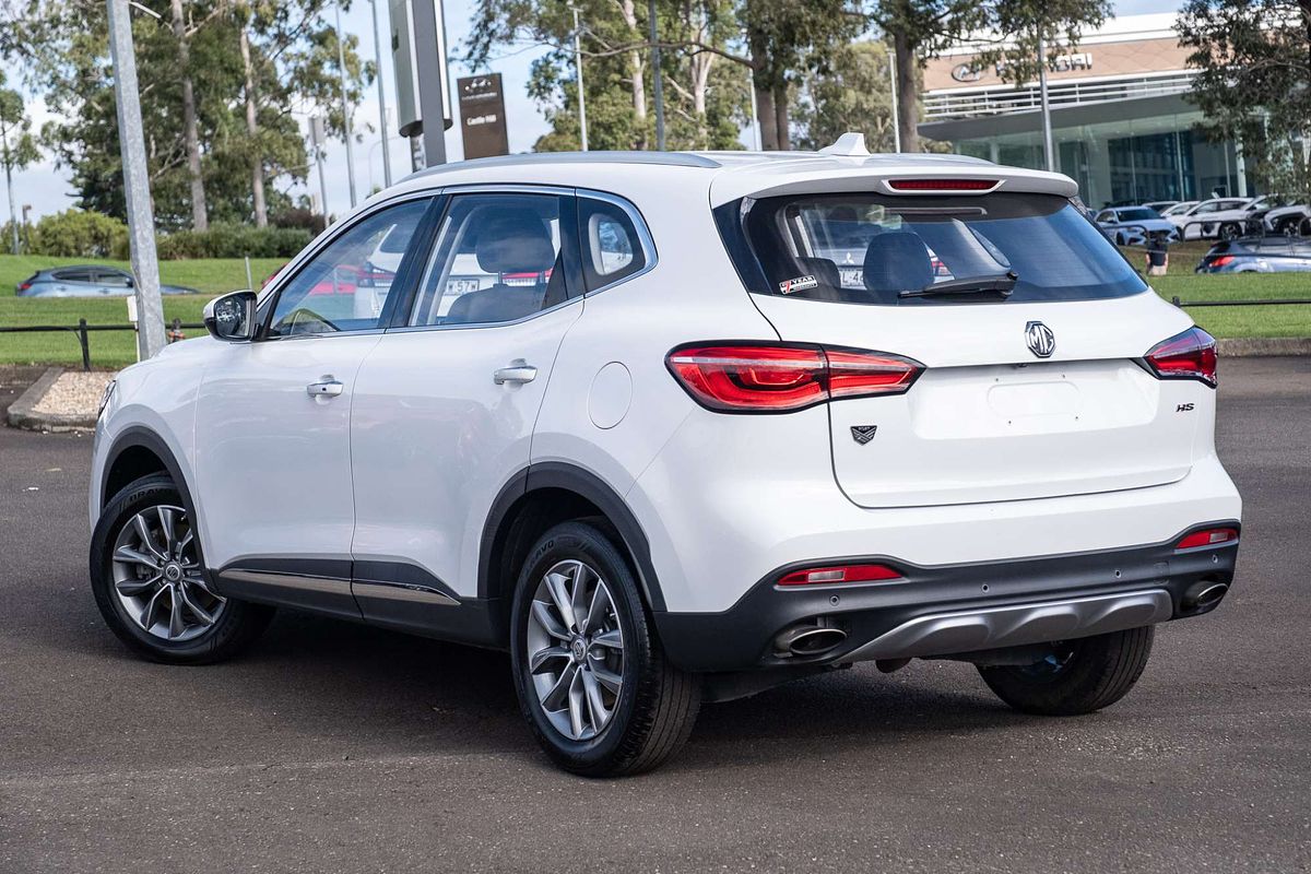 2022 MG HS Vibe SAS23