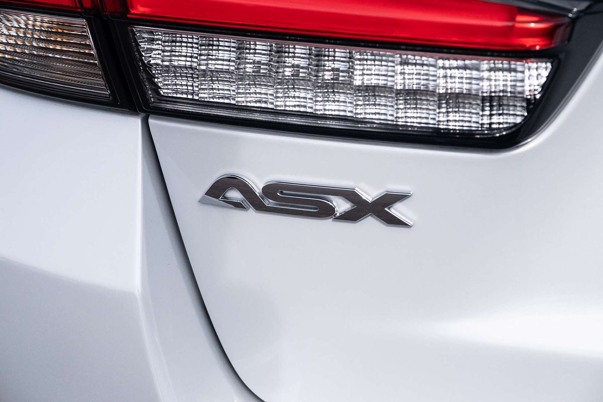 2025 Mitsubishi ASX MR XD