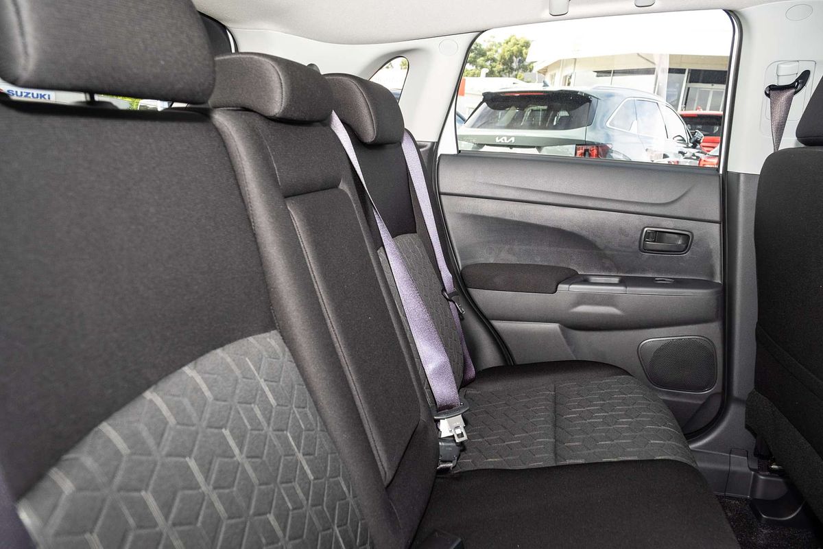 2025 Mitsubishi ASX MR XD