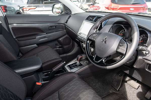 2025 Mitsubishi ASX MR XD