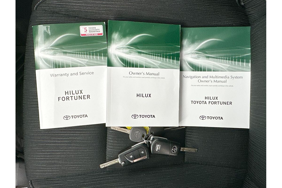 2020 Toyota Hilux SR GUN126R 4X4