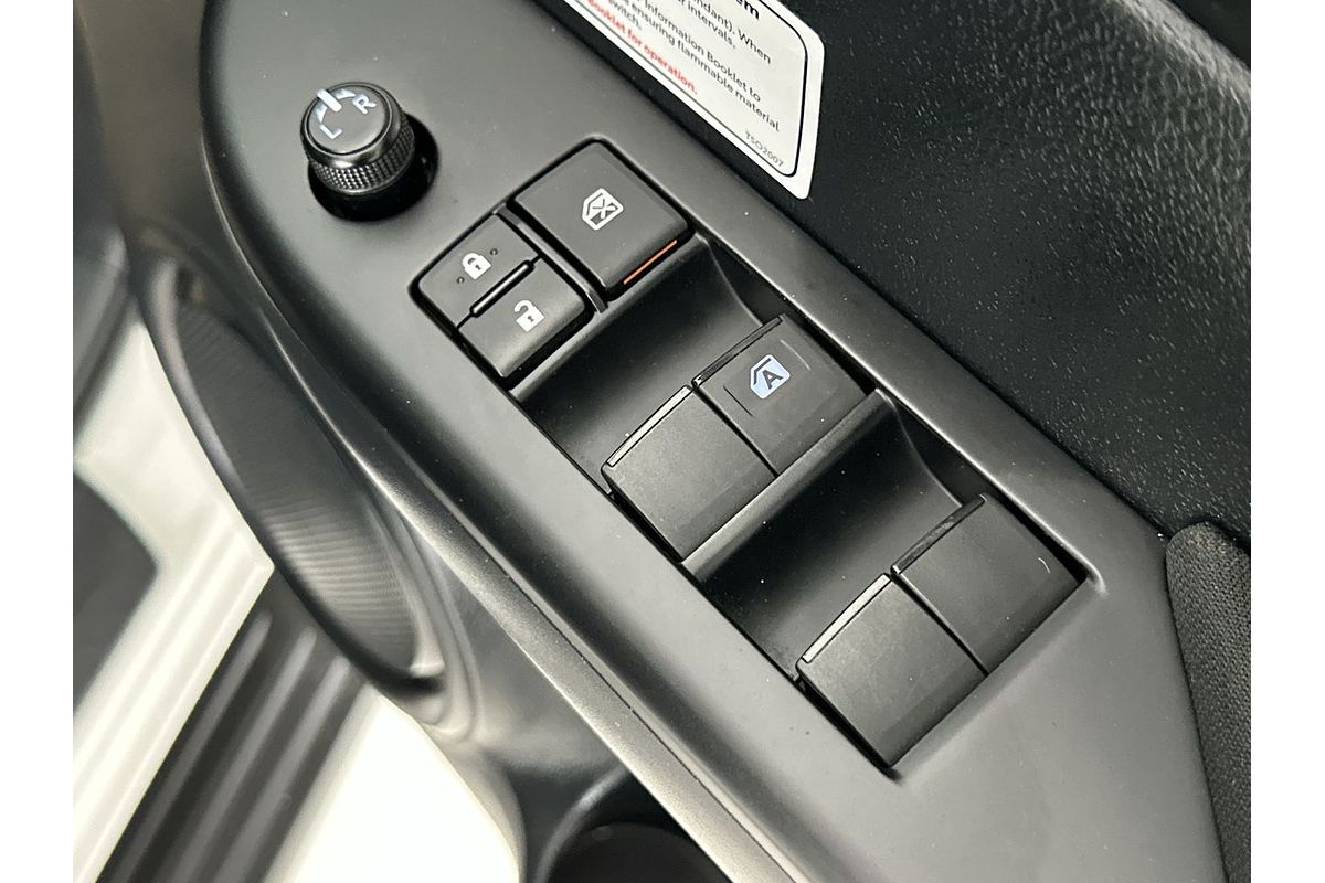 2020 Toyota Hilux SR GUN126R 4X4