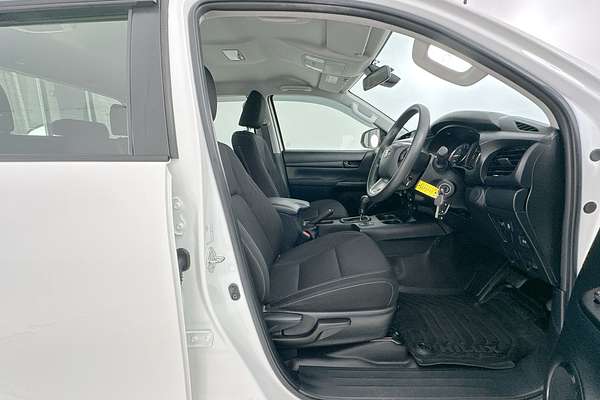 2020 Toyota Hilux SR GUN126R 4X4