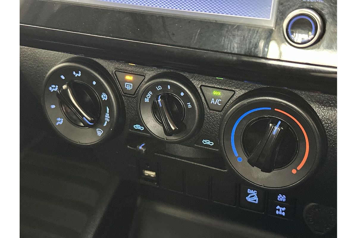 2020 Toyota Hilux SR GUN126R 4X4