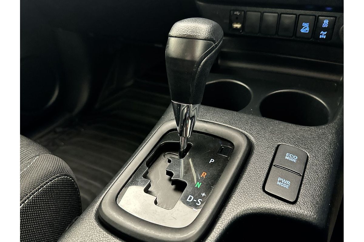 2020 Toyota Hilux SR GUN126R 4X4