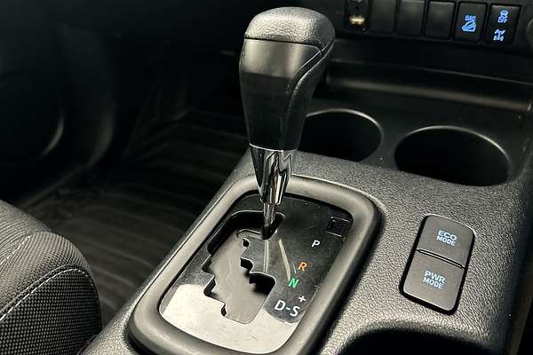 2020 Toyota Hilux SR GUN126R 4X4