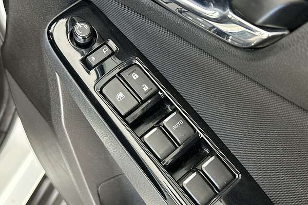 2022 Isuzu MU-X LS-U