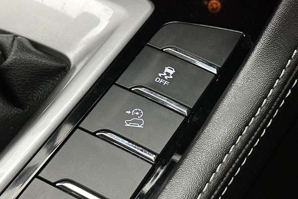 2022 Isuzu MU-X LS-U