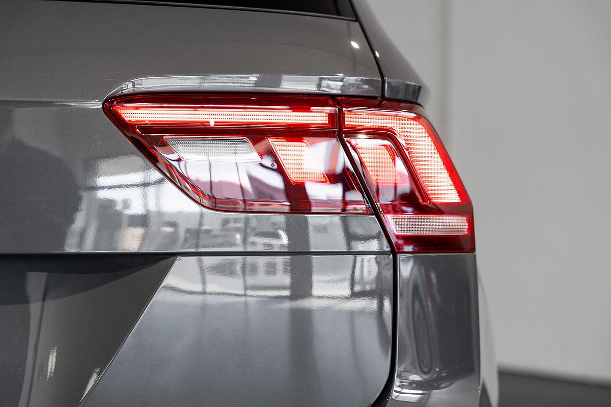 2022 Volkswagen Tiguan R Grid Edition 5N