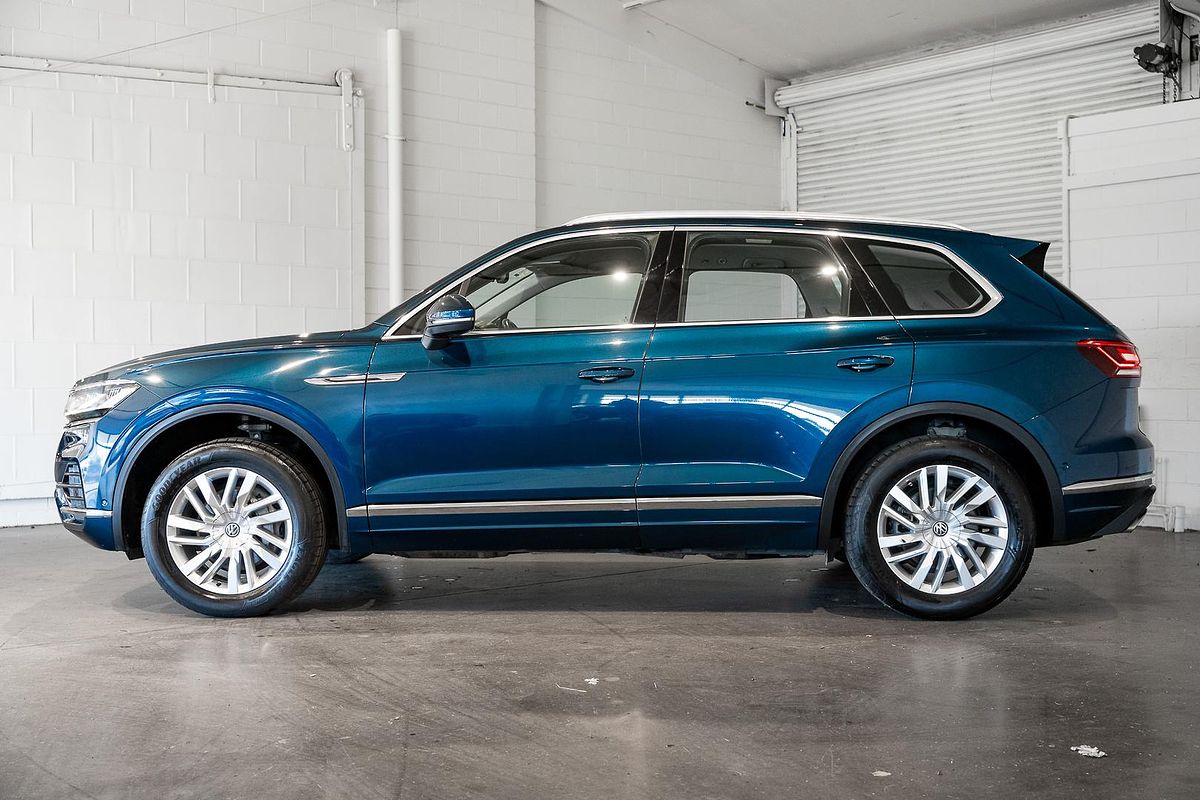 2019 Volkswagen Touareg 190TDI Launch Edition CR