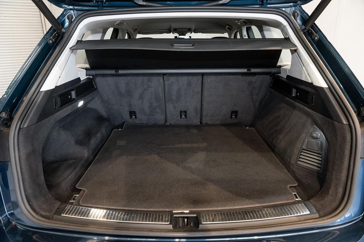 2019 Volkswagen Touareg 190TDI Launch Edition CR