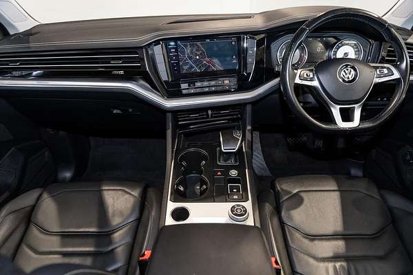 2019 Volkswagen Touareg 190TDI Launch Edition CR