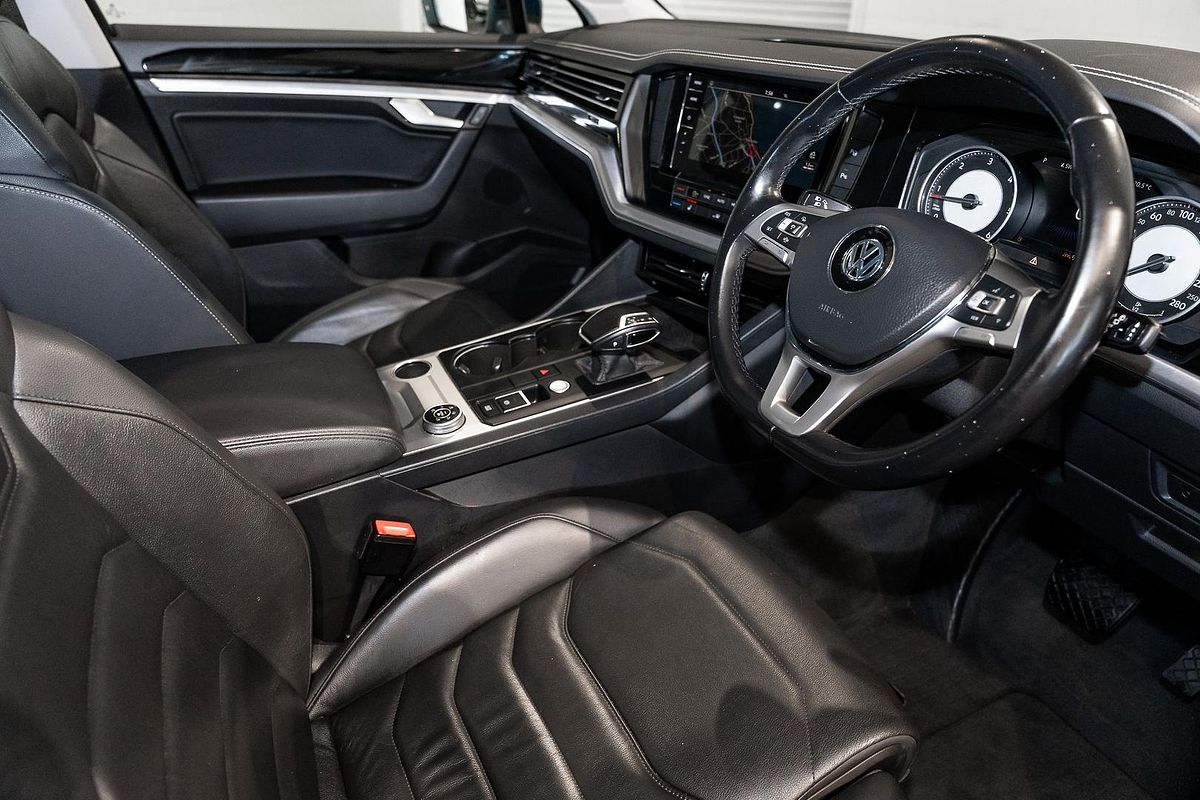2019 Volkswagen Touareg 190TDI Launch Edition CR