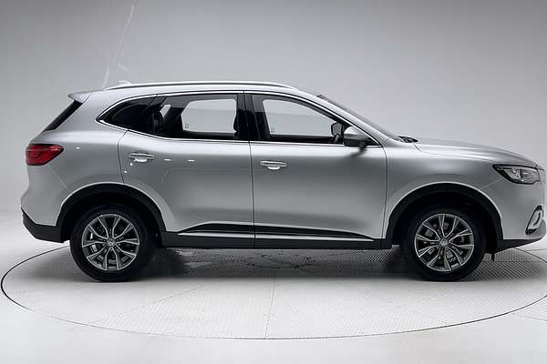 2022 MG HS Vibe SAS23