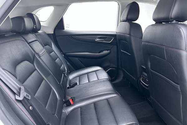 2022 MG HS Vibe SAS23
