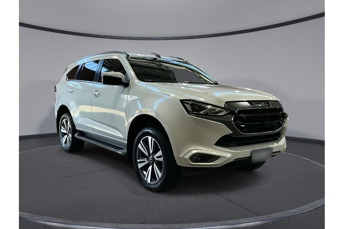 2023 Isuzu MU-X LS-T