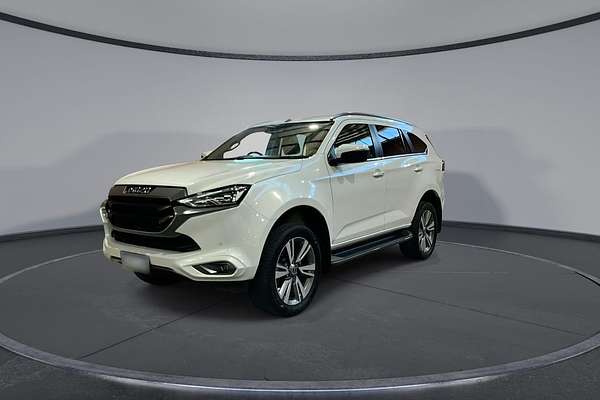 2023 Isuzu MU-X LS-T