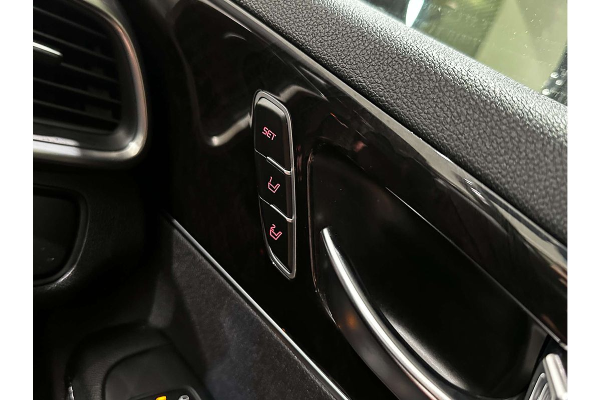 2015 Kia Sorento Platinum UM
