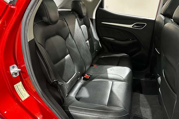2018 MG ZS Essence AZS1