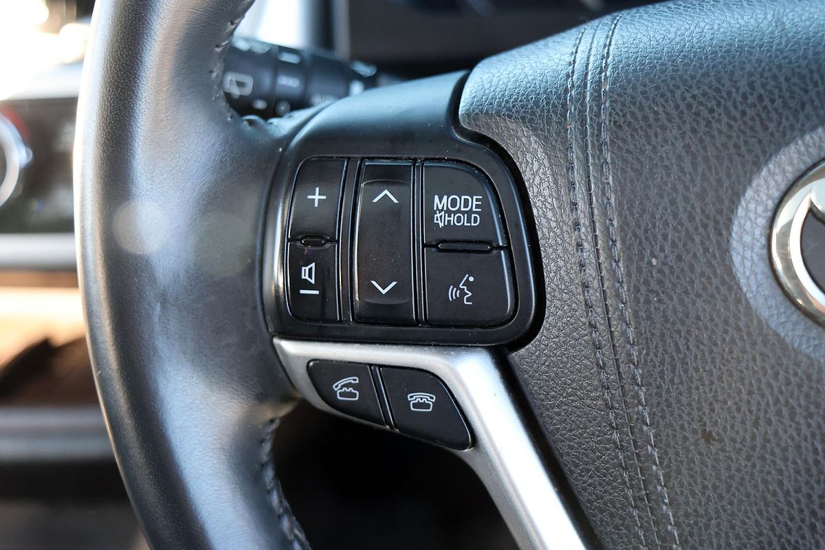 2016 Toyota Kluger Grande GSU55R