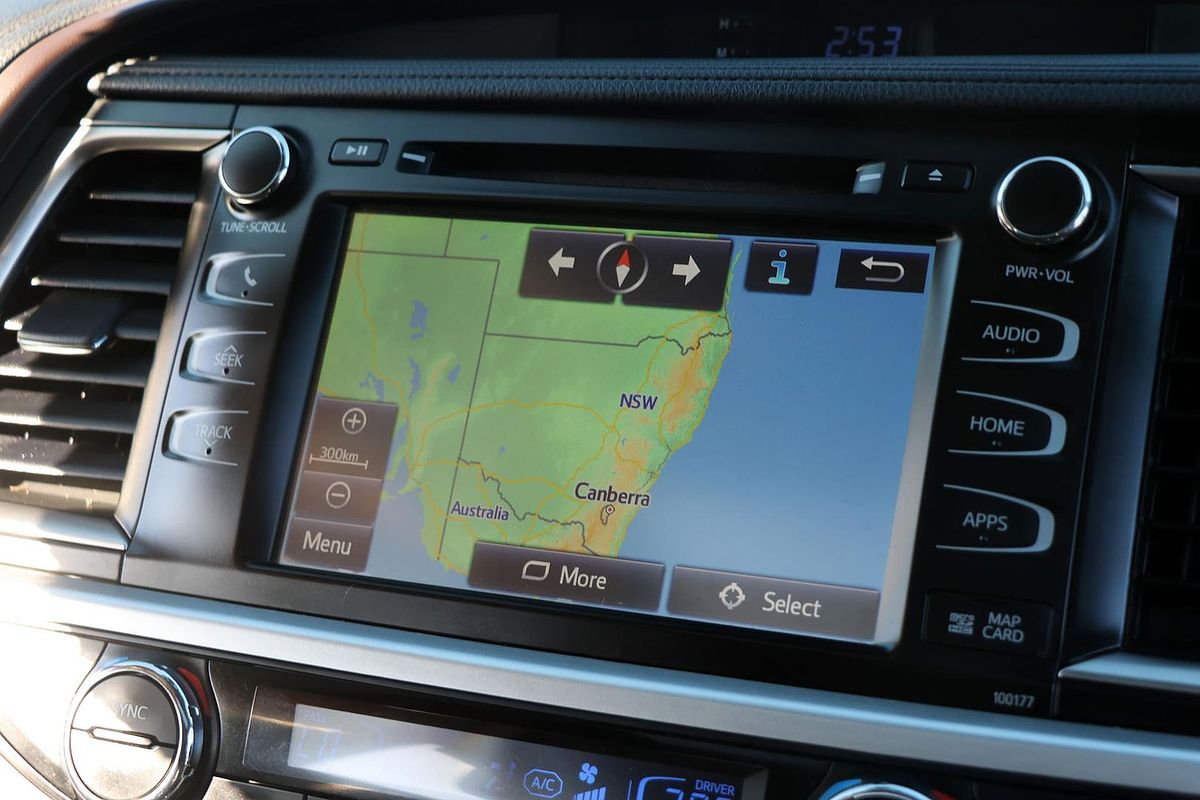 2016 Toyota Kluger Grande GSU55R