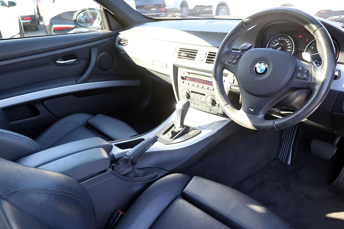 2009 BMW 3 Series 323i E92