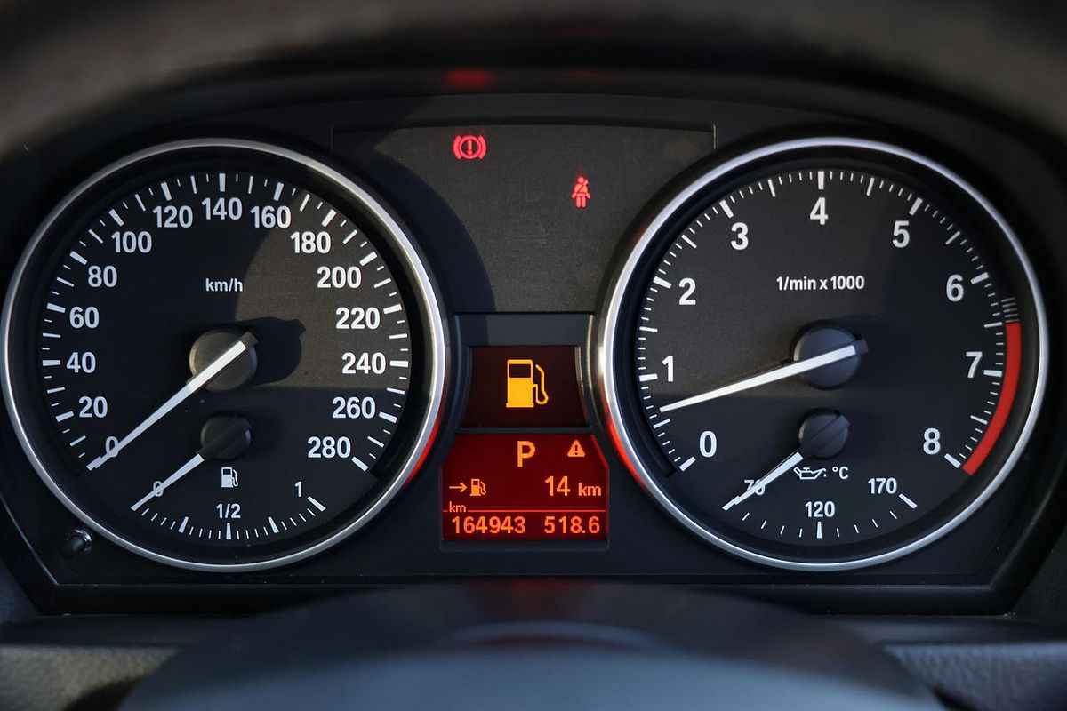 2009 BMW 3 Series 323i E92