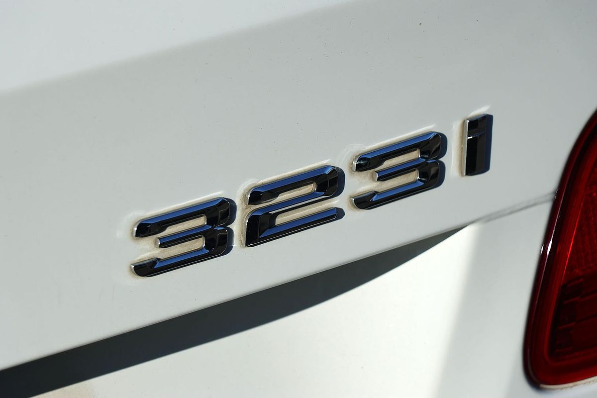 2009 BMW 3 Series 323i E92