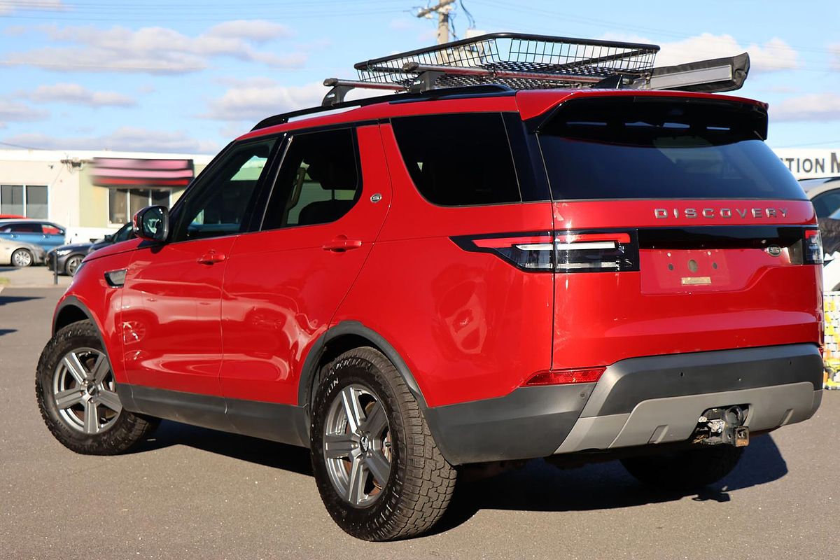 2017 Land Rover Discovery SD4 SE Series 5