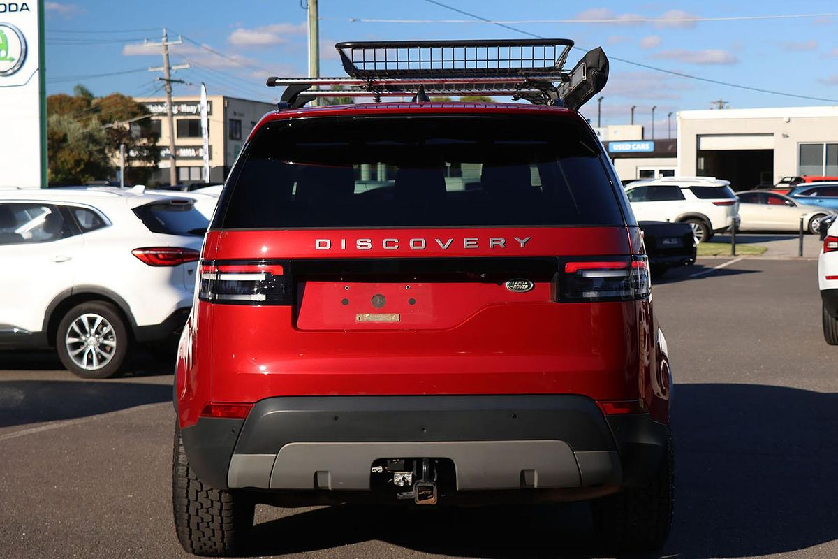 2017 Land Rover Discovery SD4 SE Series 5