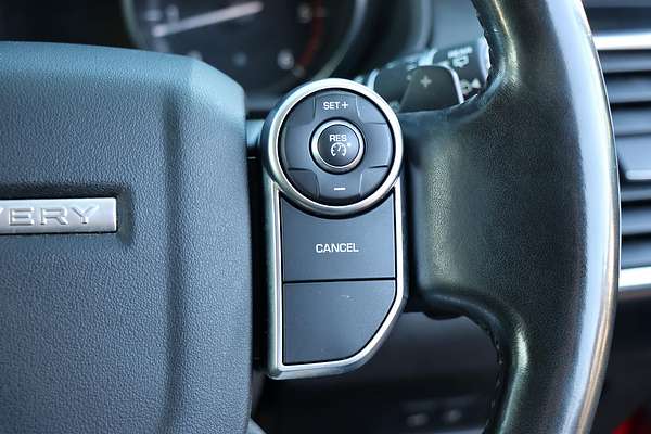 2017 Land Rover Discovery SD4 SE Series 5