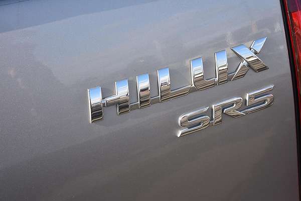 2017 Toyota Hilux SR5 GUN126R 4X4