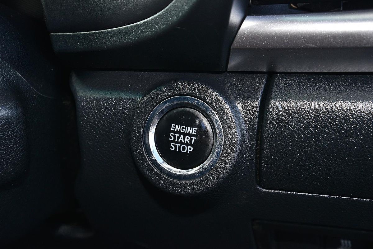 2017 Toyota Hilux SR5 GUN126R 4X4
