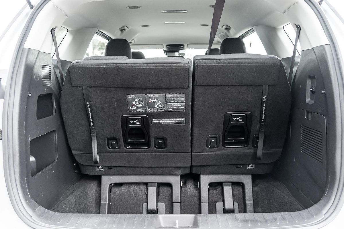 2023 Kia Carnival S KA4