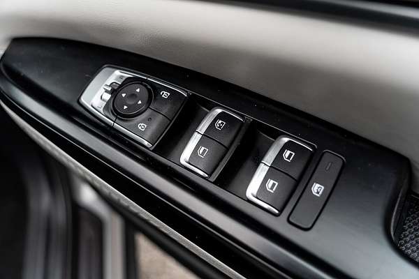 2023 Kia Carnival S KA4