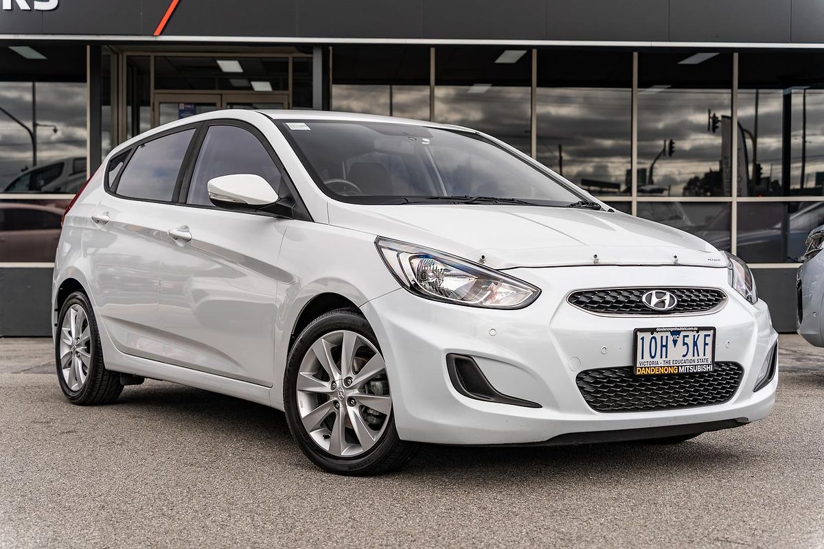 2018 Hyundai Accent Sport RB6