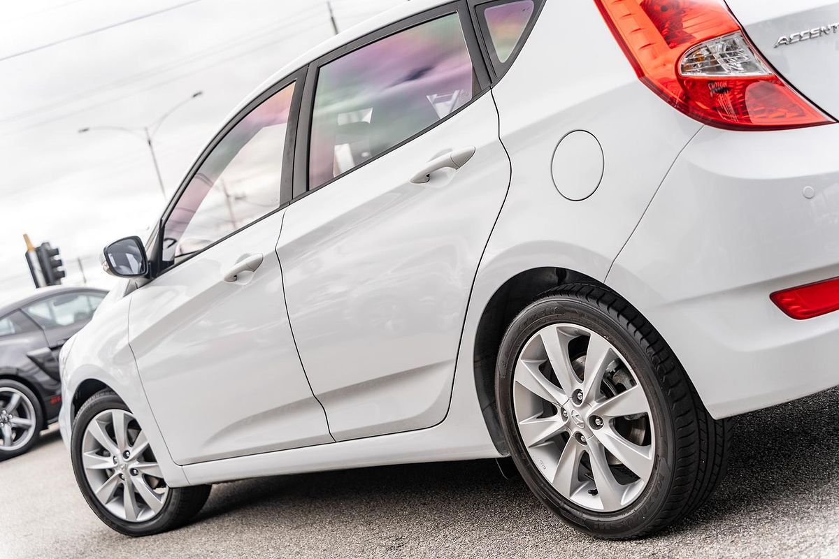 2018 Hyundai Accent Sport RB6